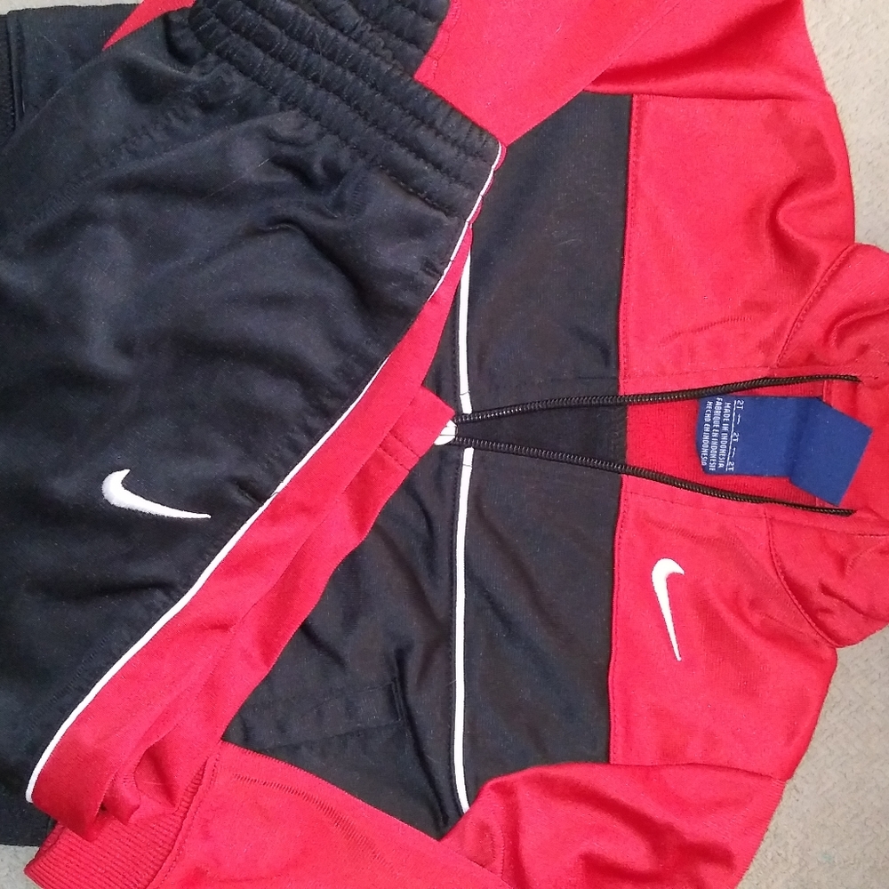 2t nike bundle